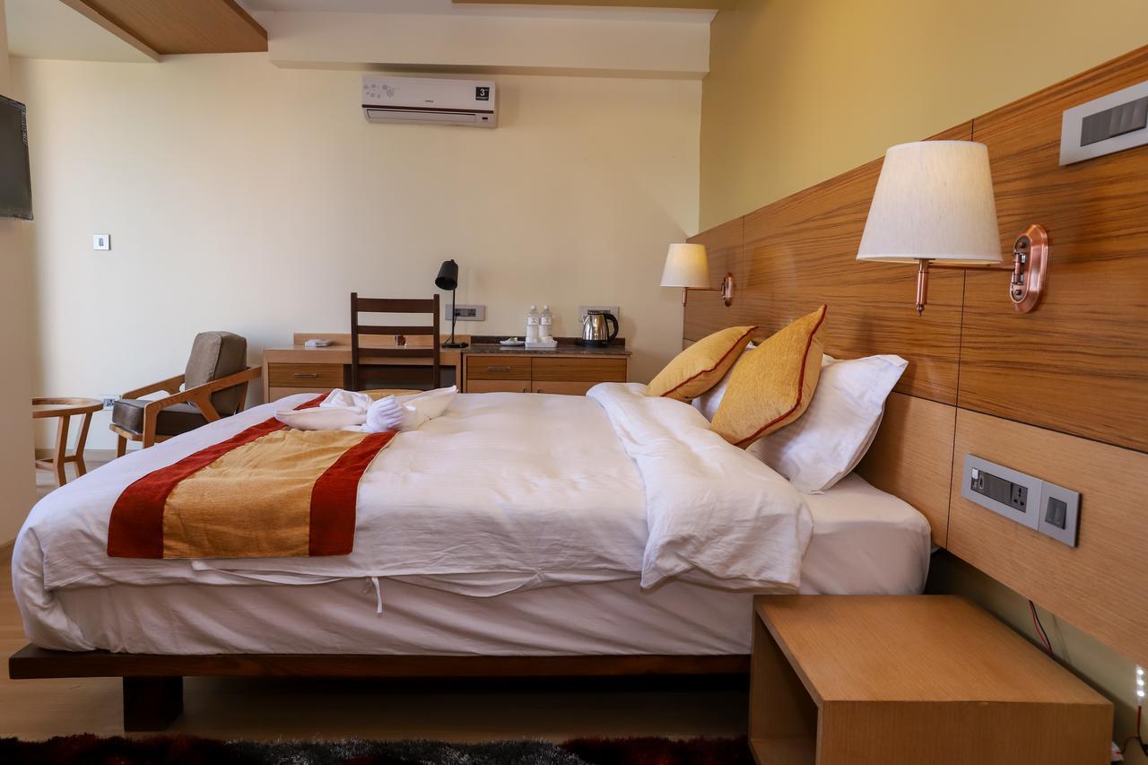 Retro Hotel&Spa Kathmandu Esterno foto