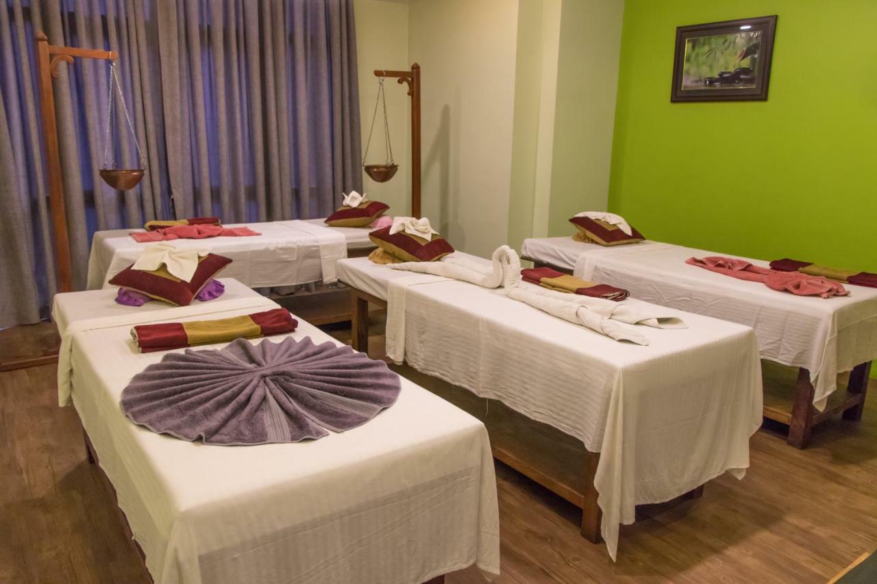 Retro Hotel&Spa Kathmandu Esterno foto